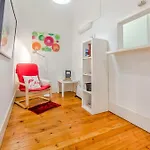 Apartment Boulevard,