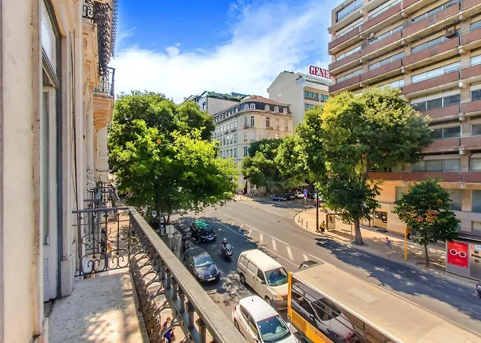 Apartment Boulevard, *