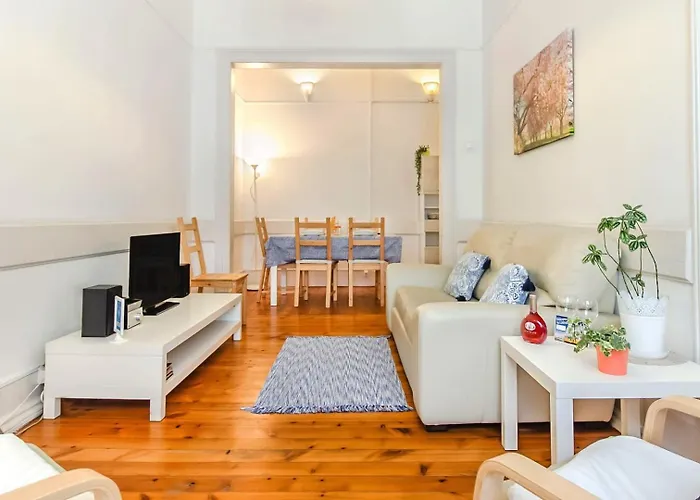 Apartment Boulevard,