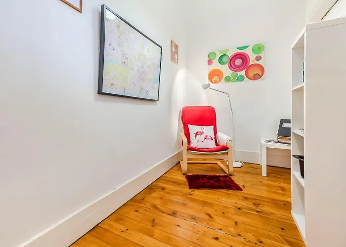 Apartment Boulevard,