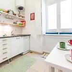 Boulevard, Apartment Lisbon
